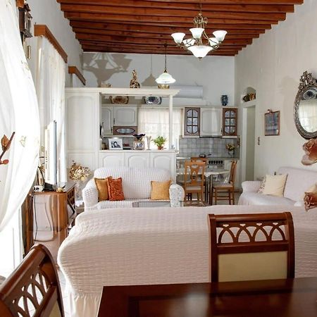 Neoclassical Splendor Unique Experience In Leros Panteli 外观 照片
