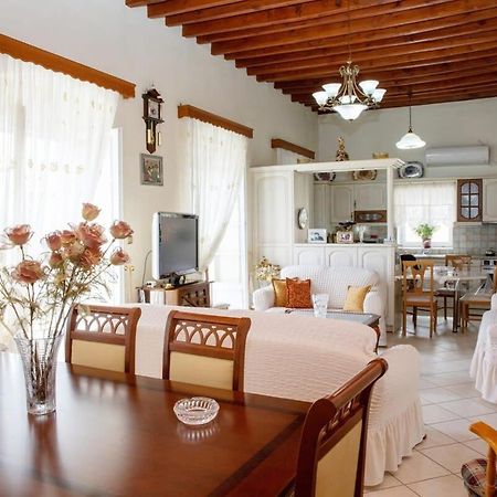 Neoclassical Splendor Unique Experience In Leros Panteli 外观 照片