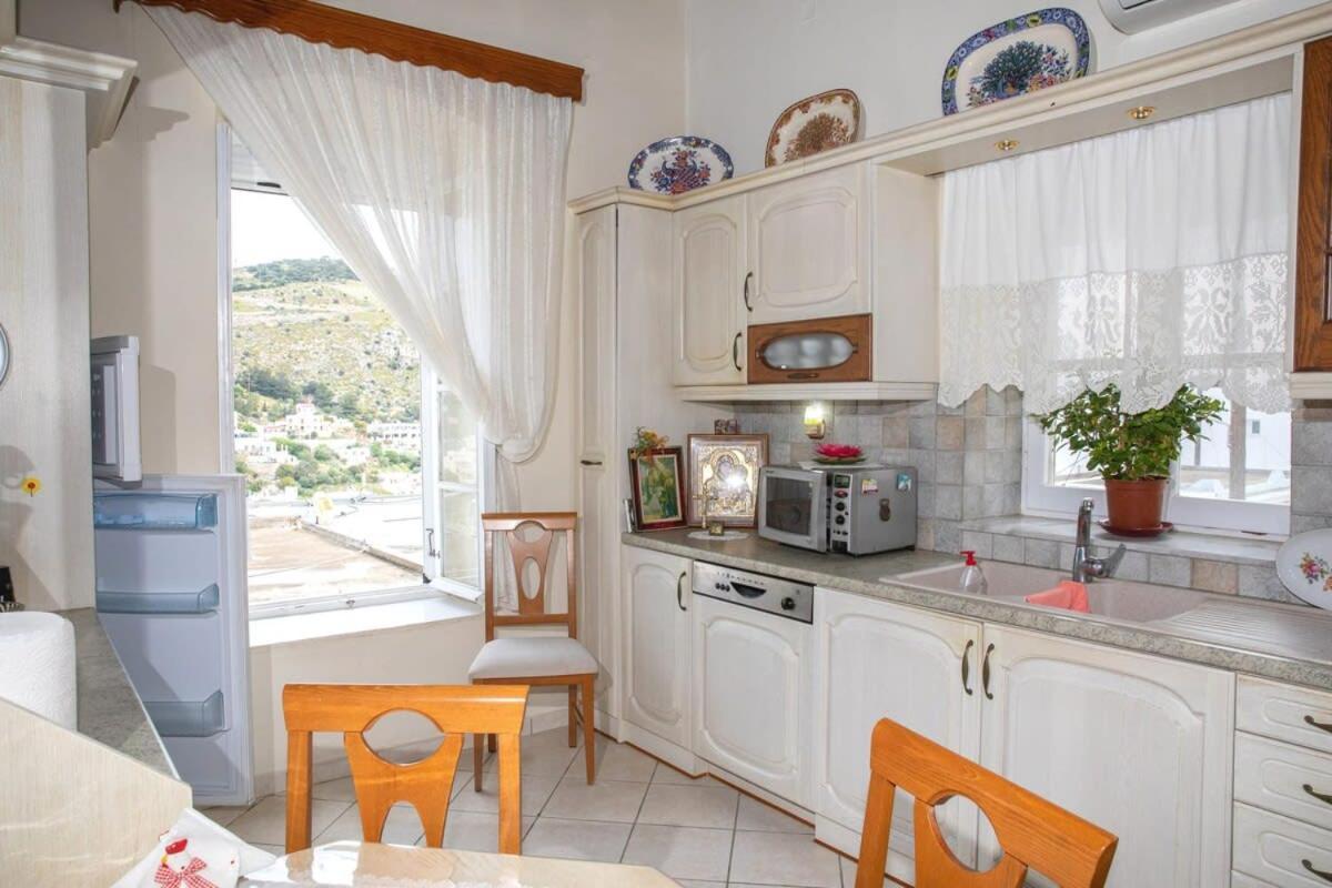Neoclassical Splendor Unique Experience In Leros Panteli 外观 照片