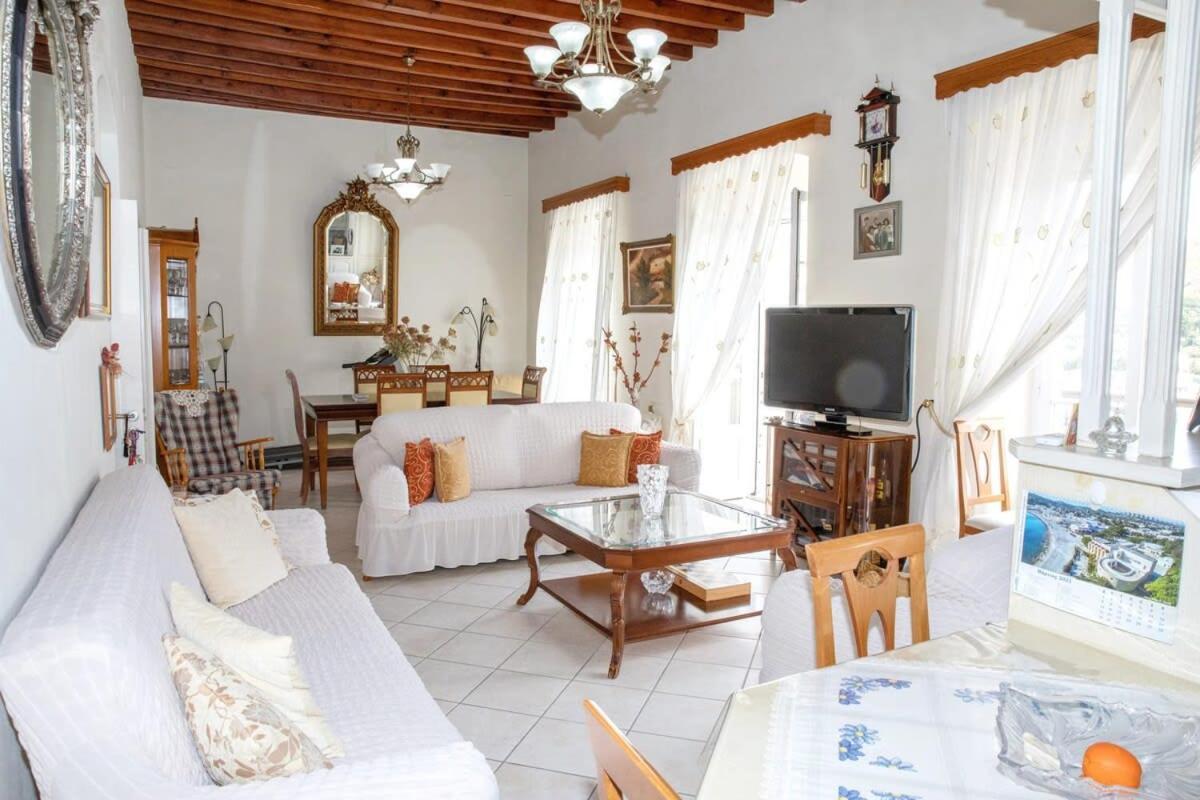 Neoclassical Splendor Unique Experience In Leros Panteli 外观 照片